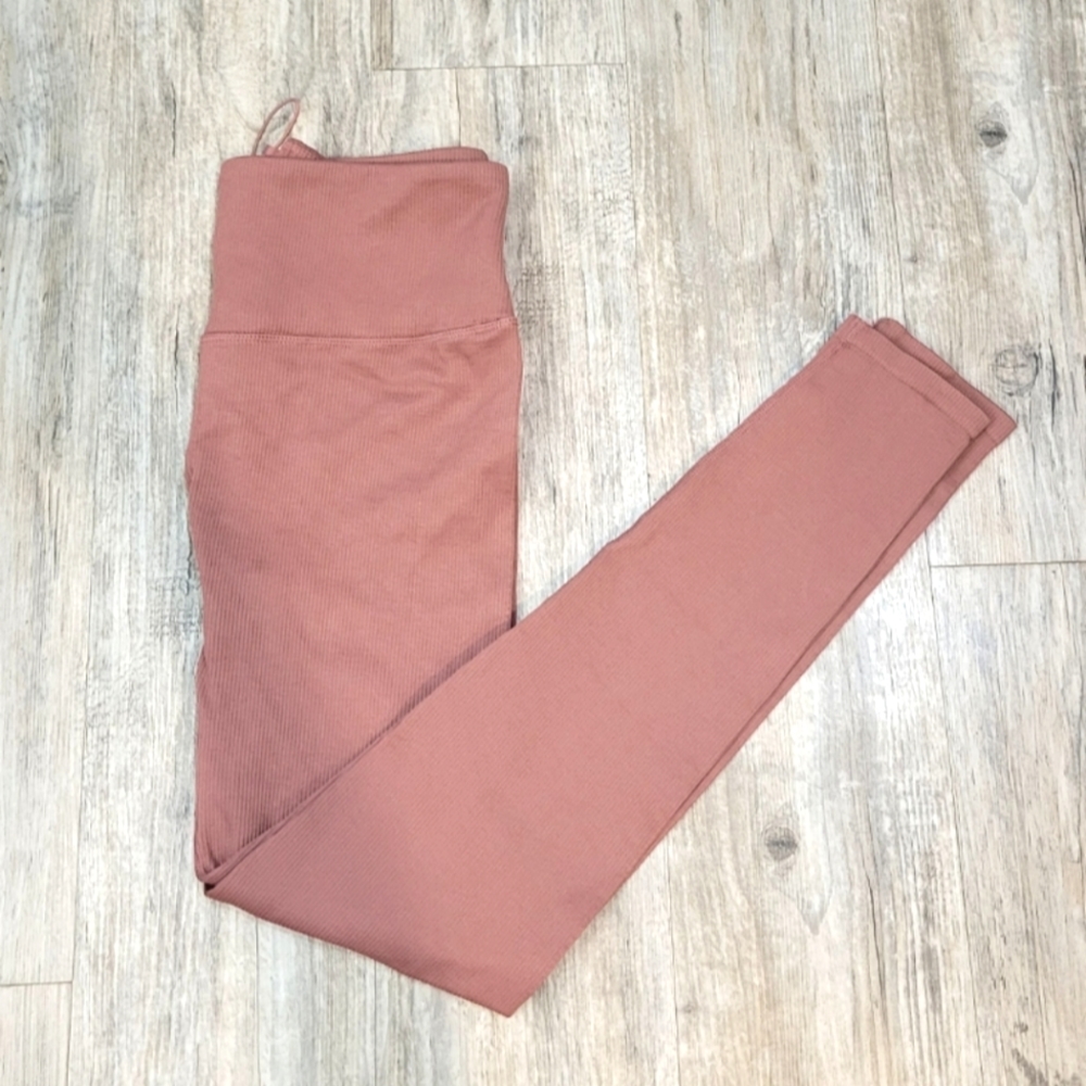 Fabletics Ribbed Leggings